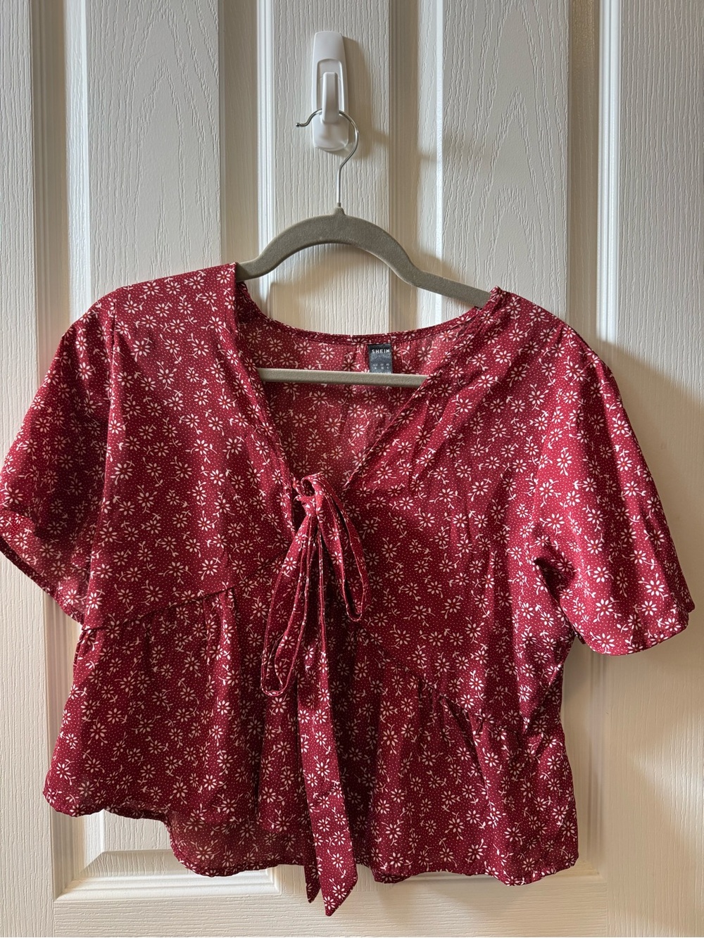 SHEIN Red Floral Tie-Neck Short Sleeve Blouse